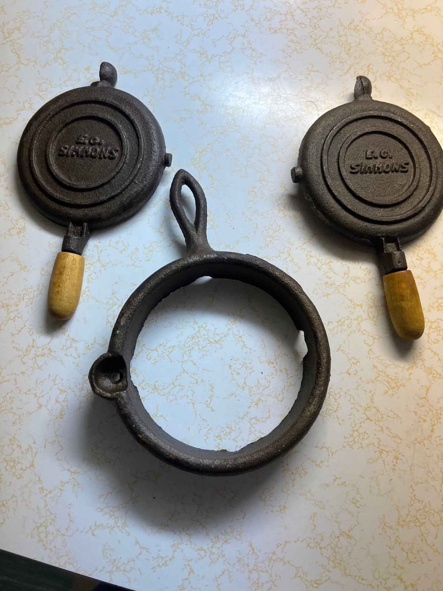 E.G. Simmons Cast Iron Waffle Maker Vintage