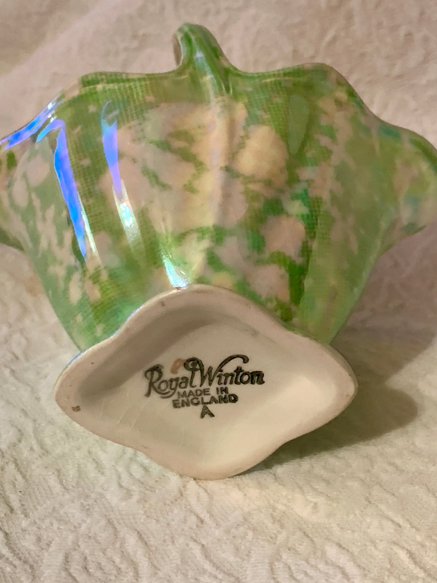 Royal Winton Green & White Grimwades Glass Basket