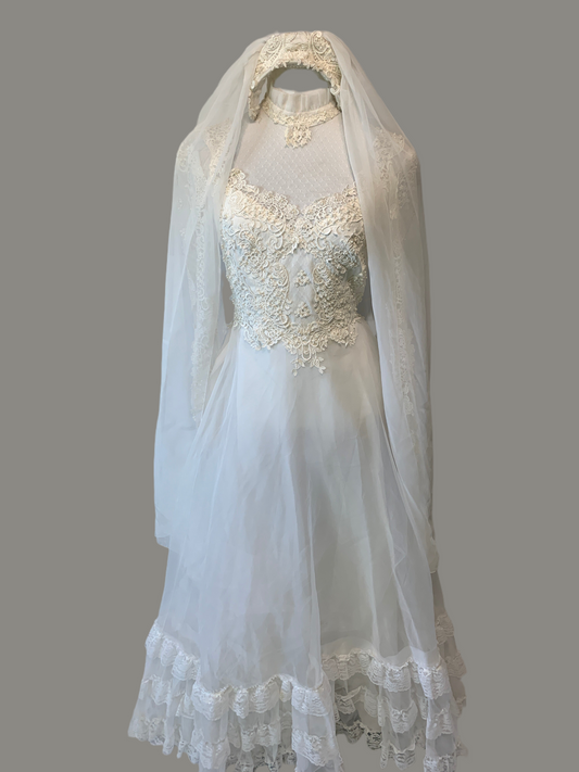 Wedding Dress & Veil - Long Sleeve, High Collar XS