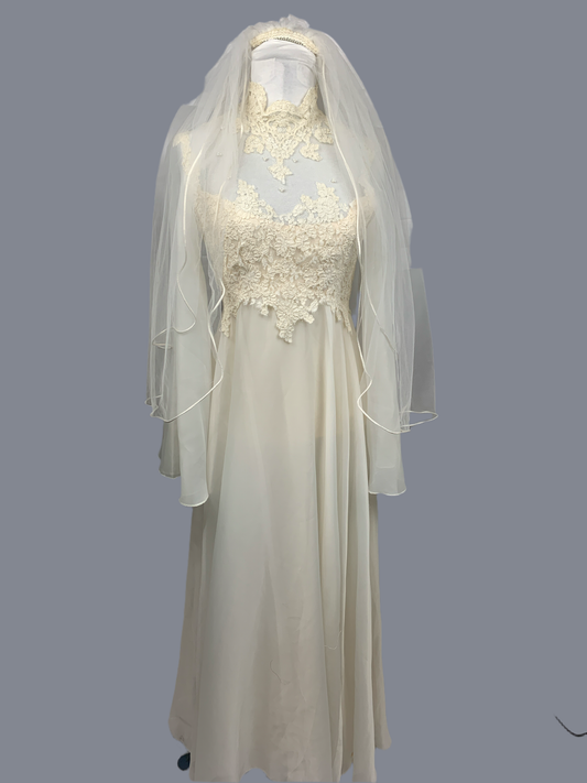 Wedding Dress & Veil Cream XS/Small W6