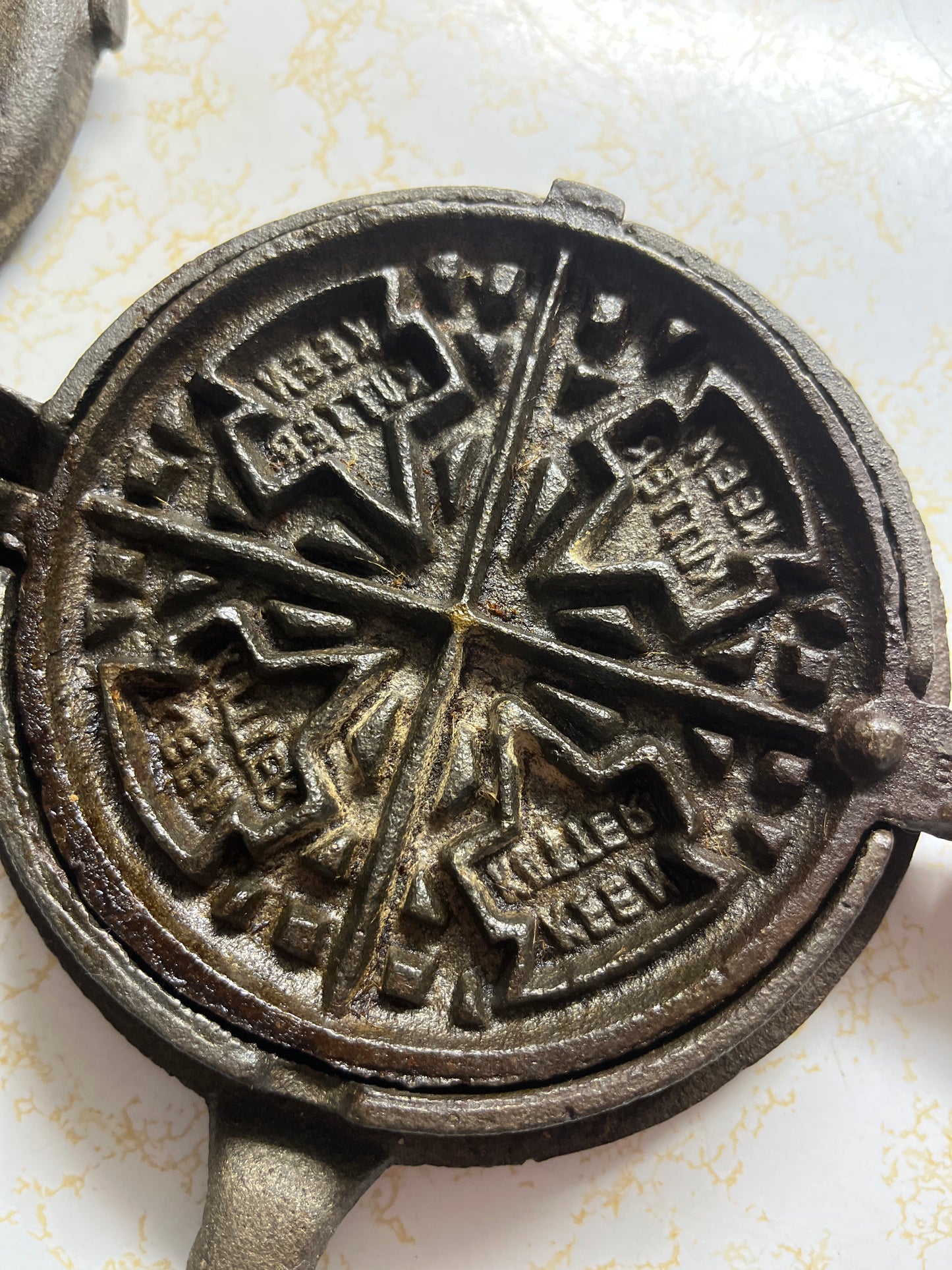 E.G. Simmons Cast Iron Waffle Maker Vintage