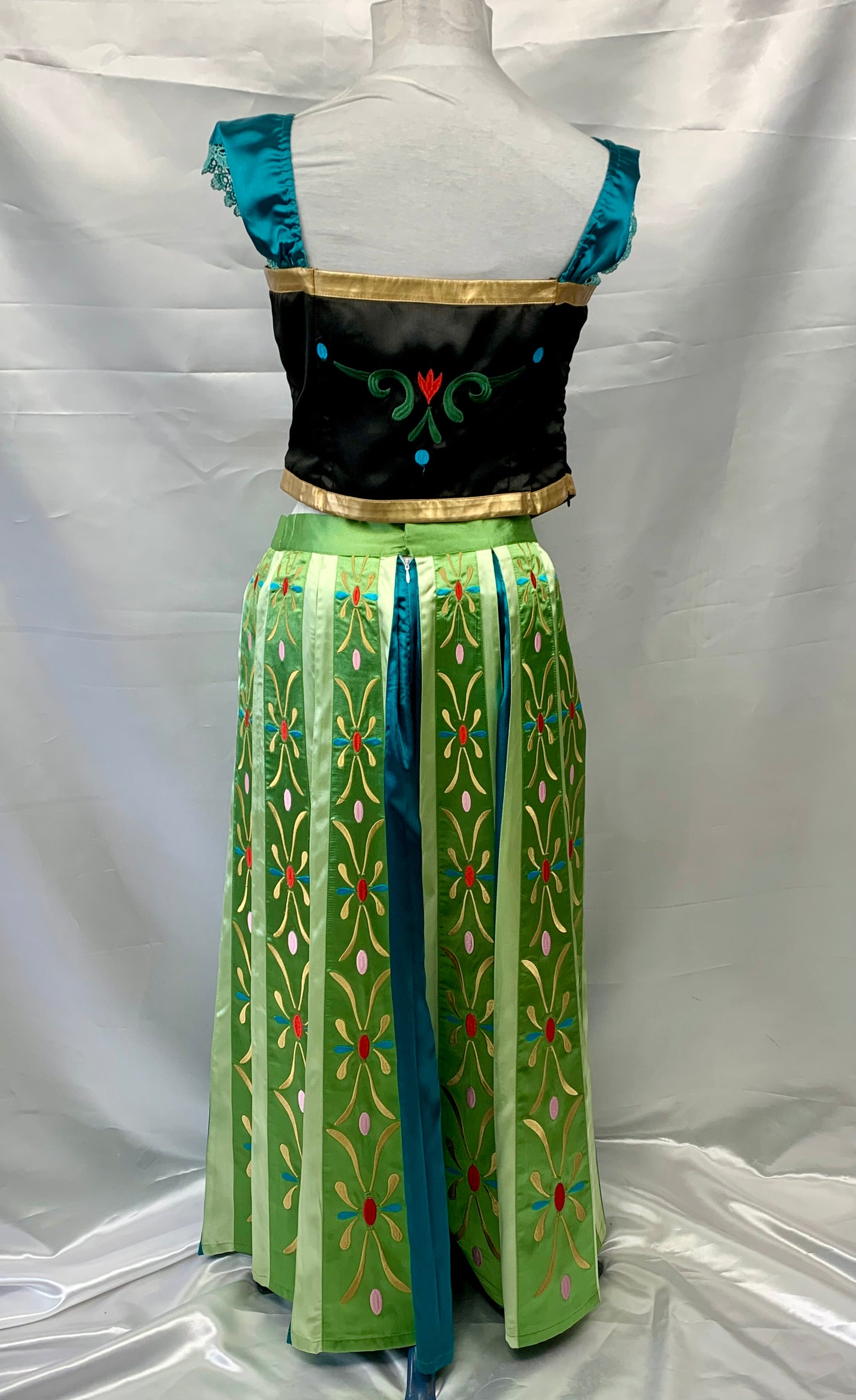 Anna Coronation Women's Costume Cosplay Medium