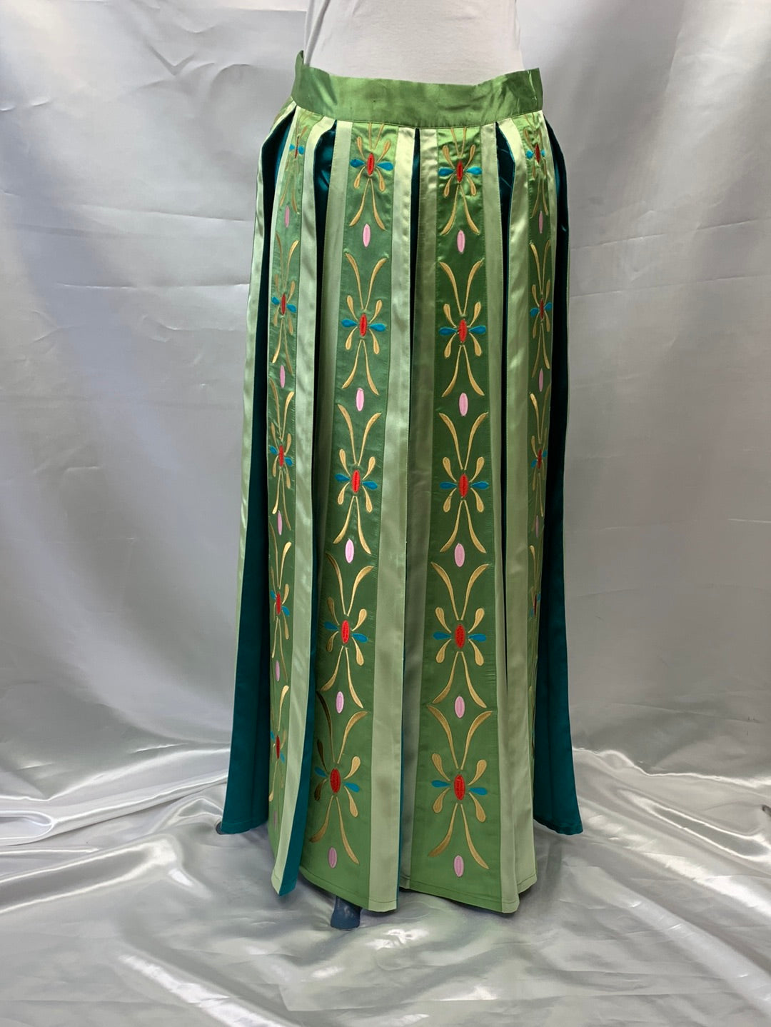 Anna Coronation Women's Costume Cosplay Medium