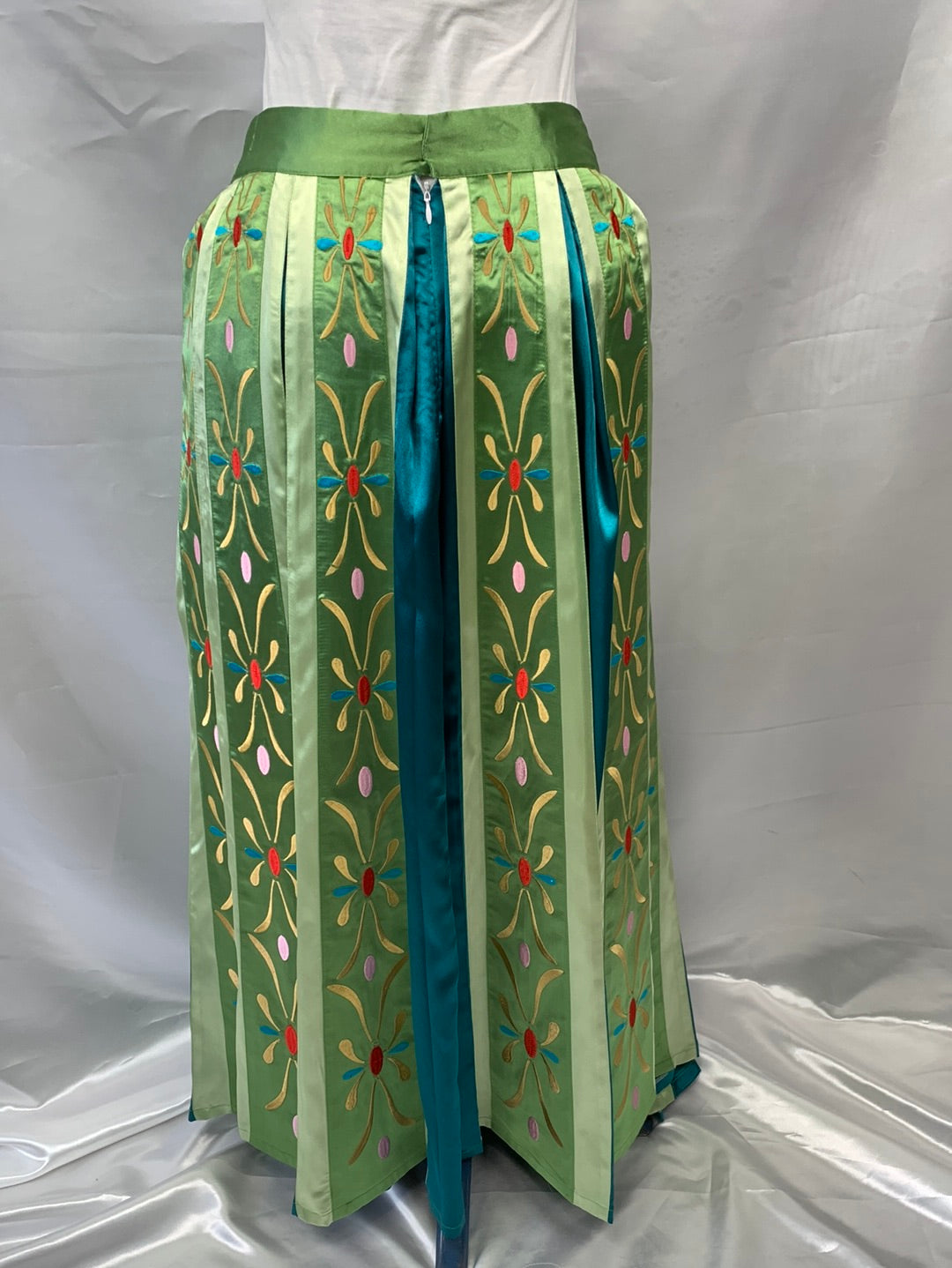 Anna Coronation Women's Costume Cosplay Medium