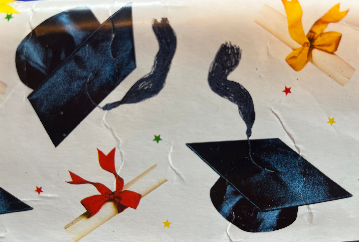 Graduation Border Roll Caps & Diplomas 50 ft