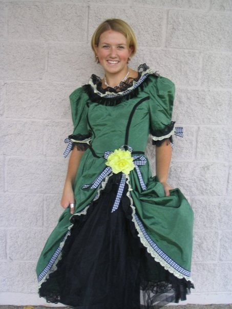 Saloon Ladies Green Dress Adult Ladies Small