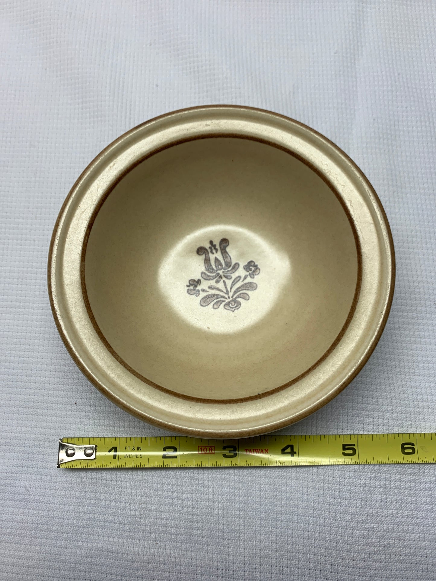 Pfaltzgraff Village Brown Dinnerware