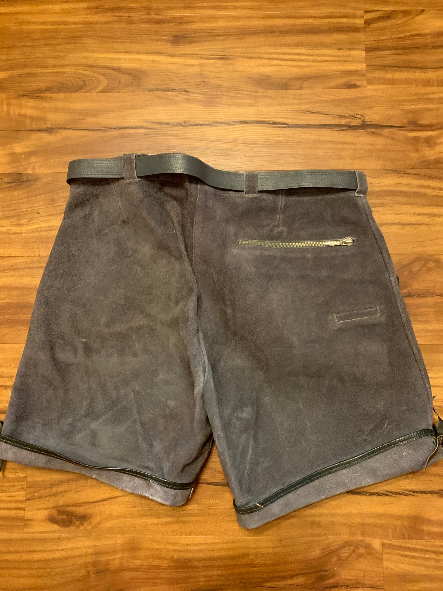 Deluxe Leather Lederhosen Medium Vintage