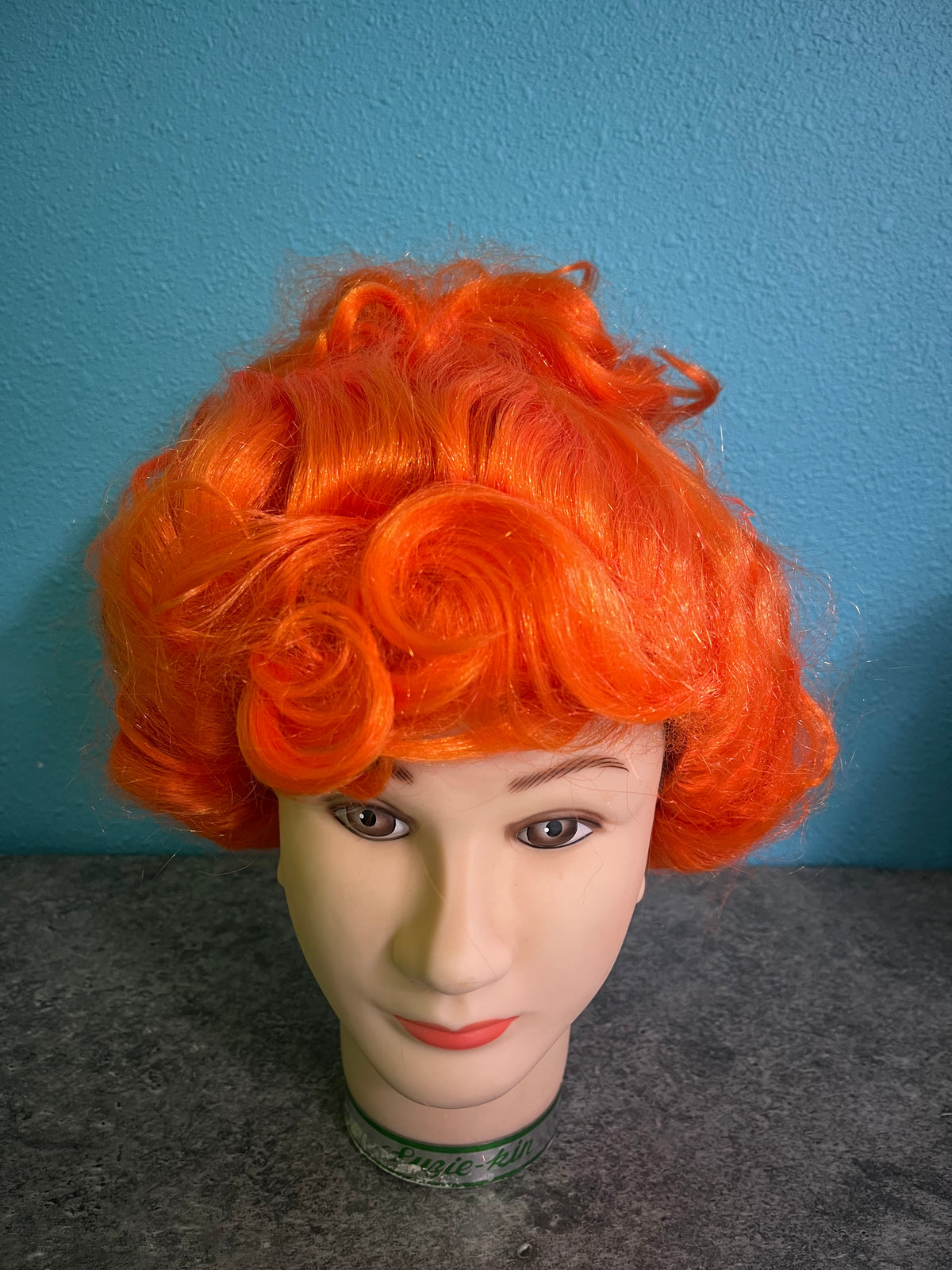 Wilma Flintstone Adult Medium Women Costume  with Wig - Preowned