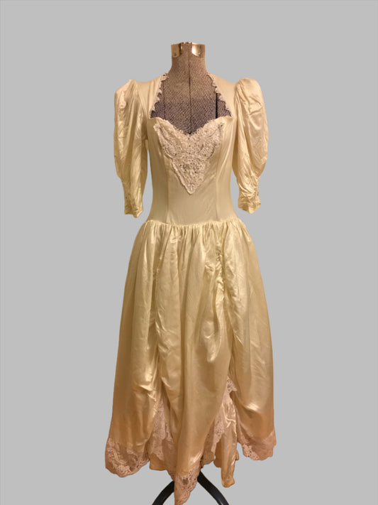 1980's Cream Prom / Wedding Dress Vintage Women's XS/Small