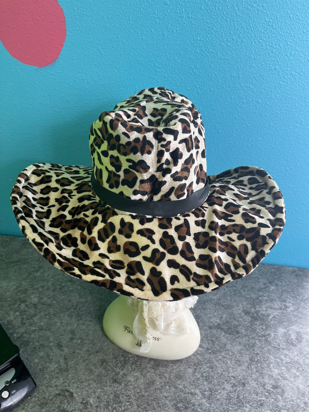 Pimp Cheetah Print Adult Cowboy Hat, preowned