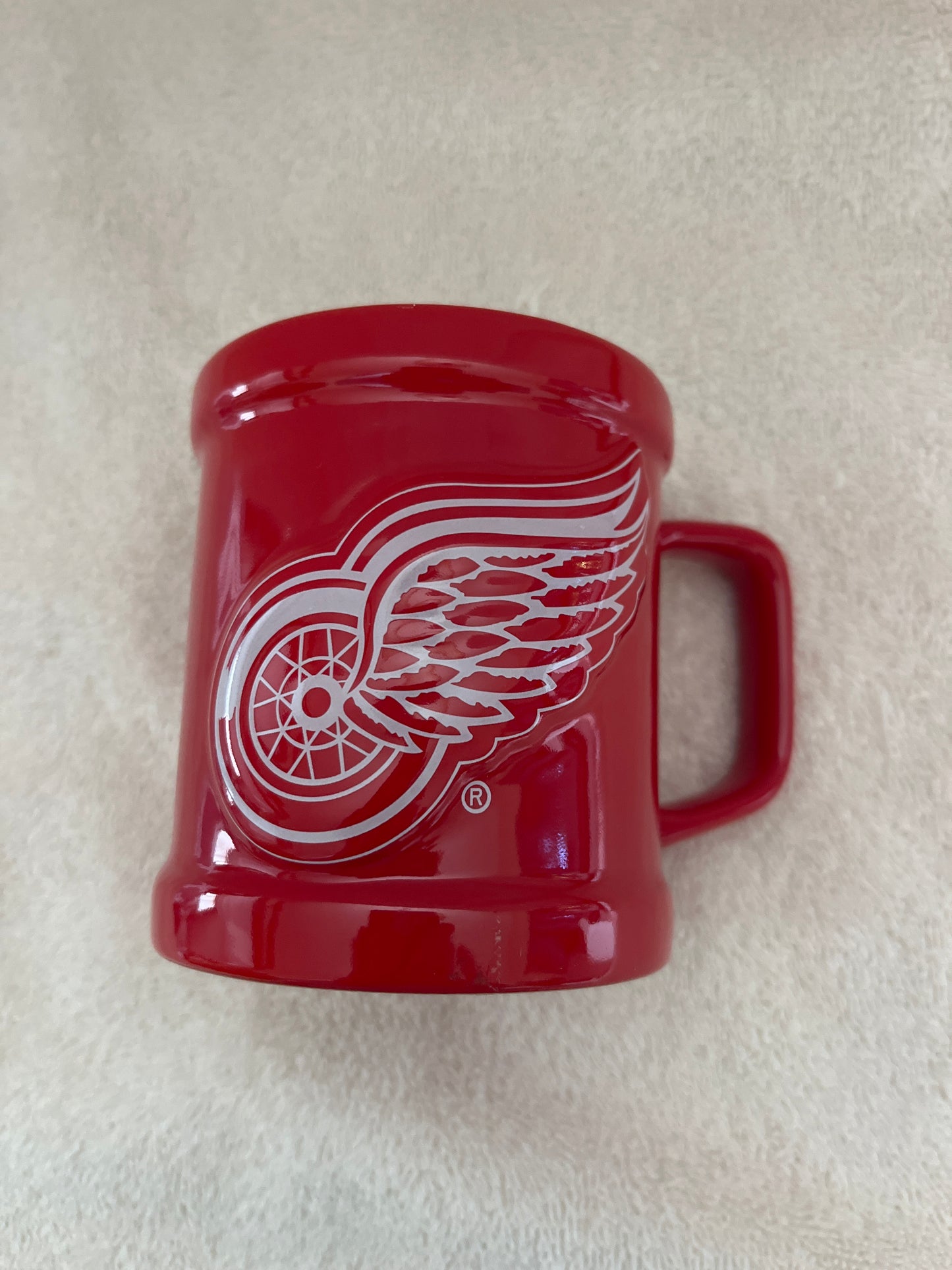 Red Wings Hockey 12 oz Coffee Mug