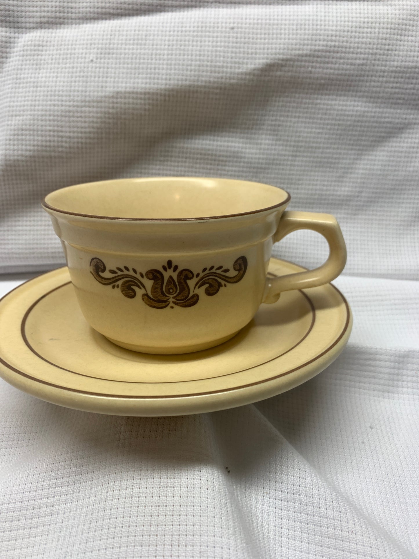 Pfaltzgraff Village Brown Dinnerware