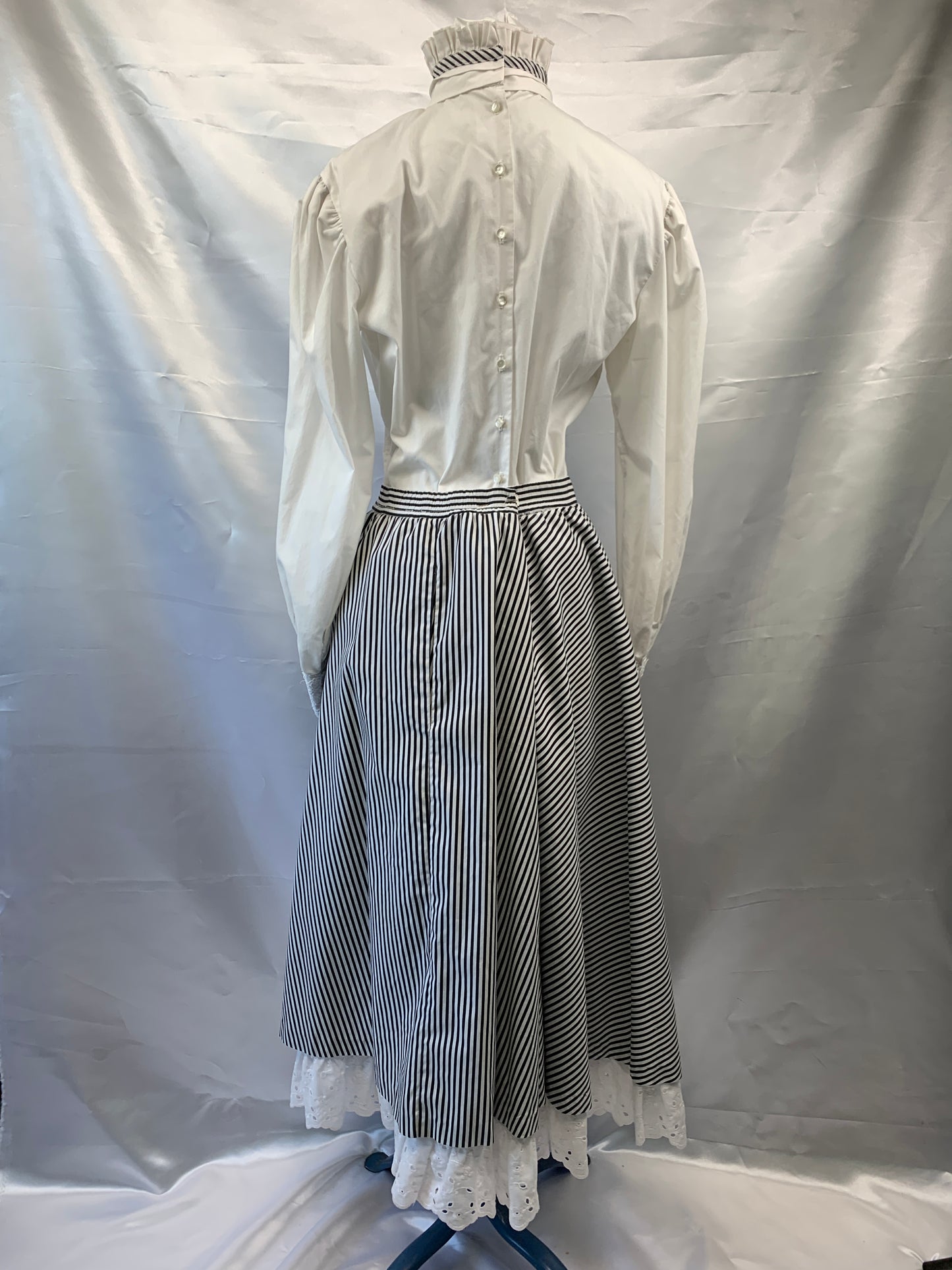 Victorian Adult Blouse & Skirt, Ladies Melodrama , Black & White Medium