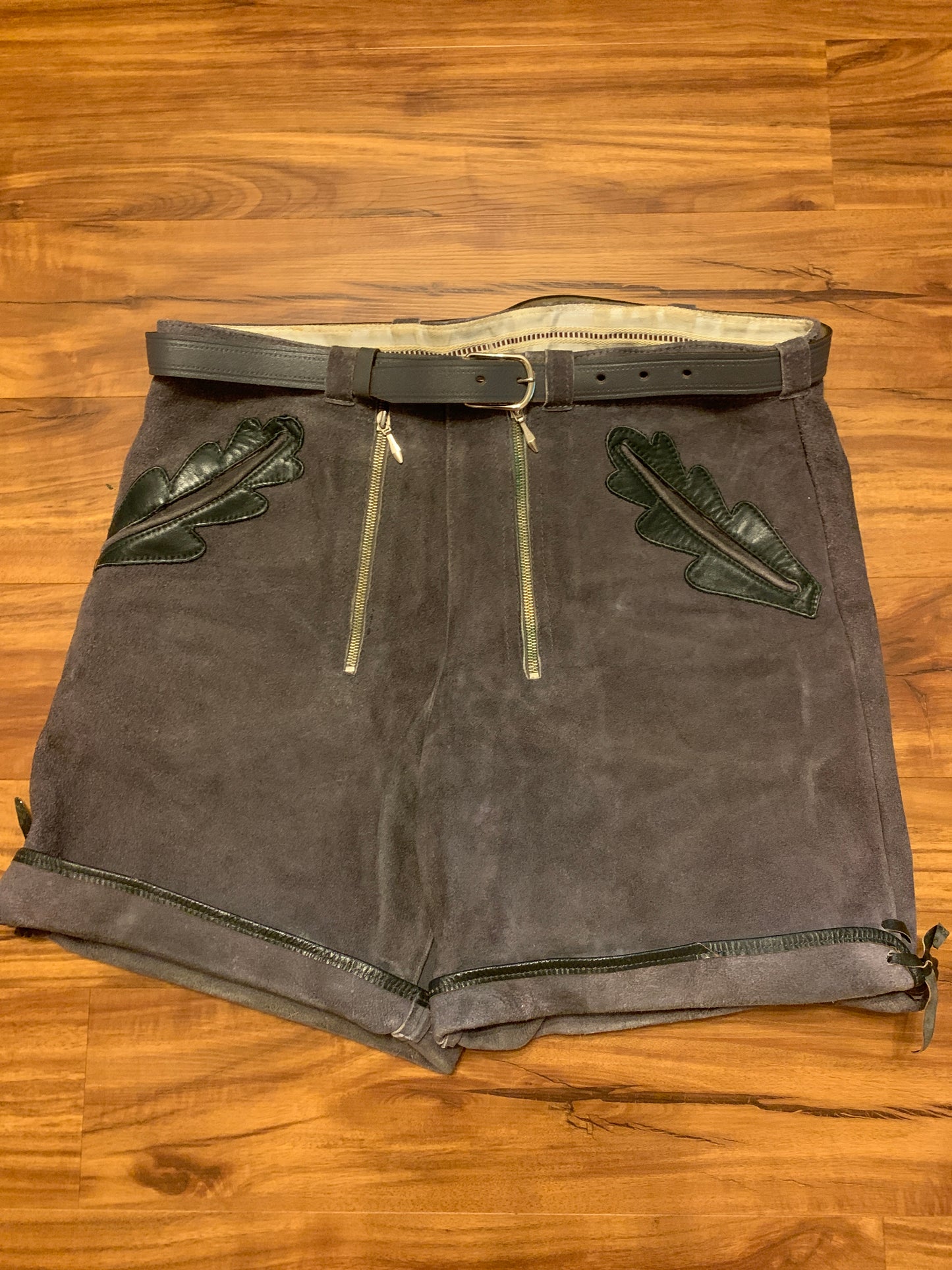 Deluxe Leather Lederhosen Medium Vintage