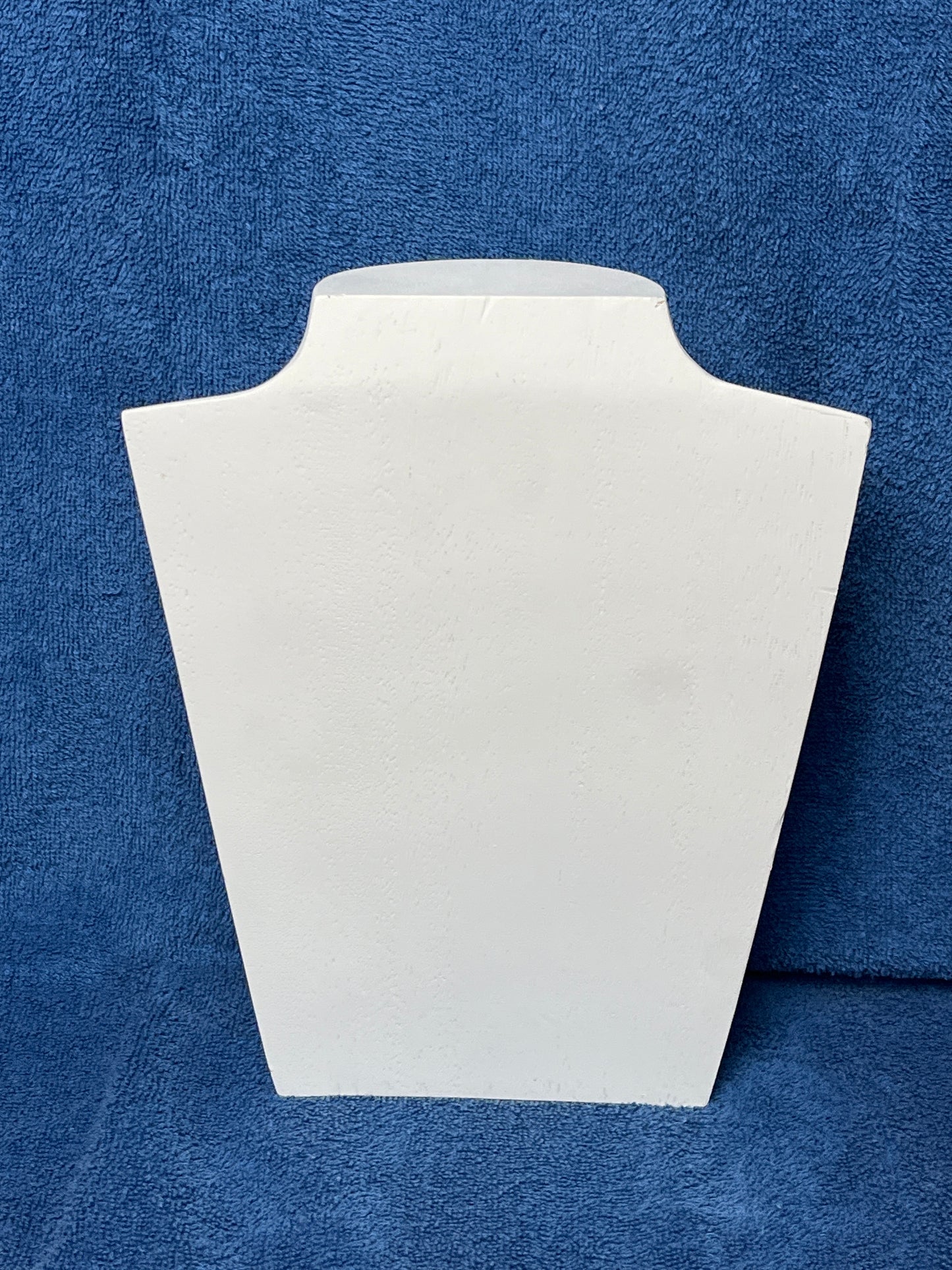 Necklace Jewelry Bust - 9.5" Wood White