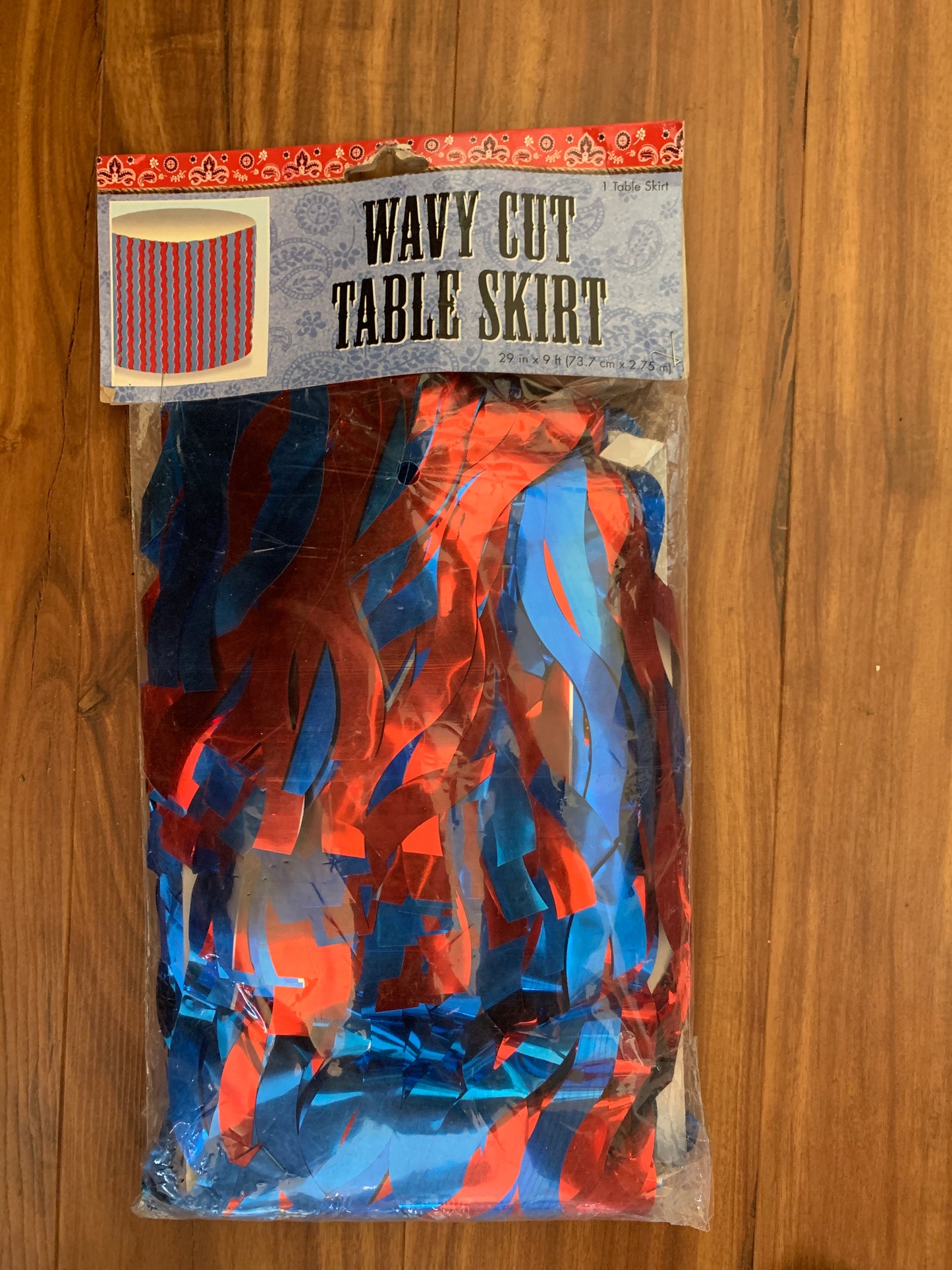 Wavy Foil Red & Blue Table skirt