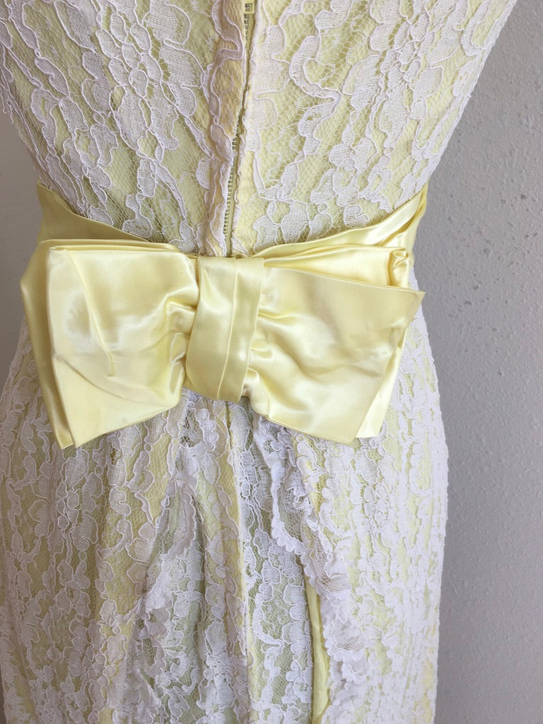 Vintage 1960’s Women Yellow Dress Full Length - Small