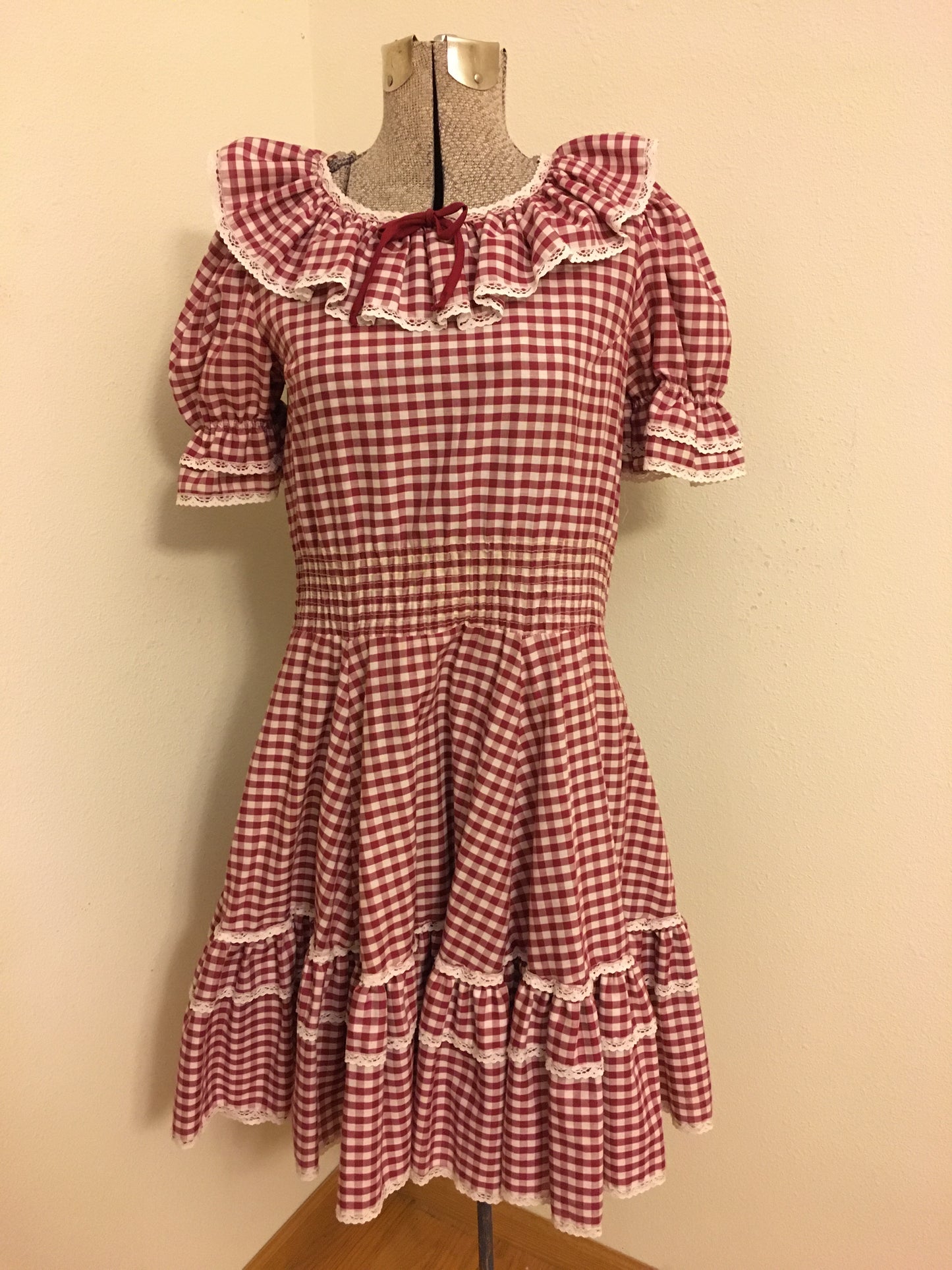 Square Dance Dress Red, White Gingham Ladies Small/Med - Preowned