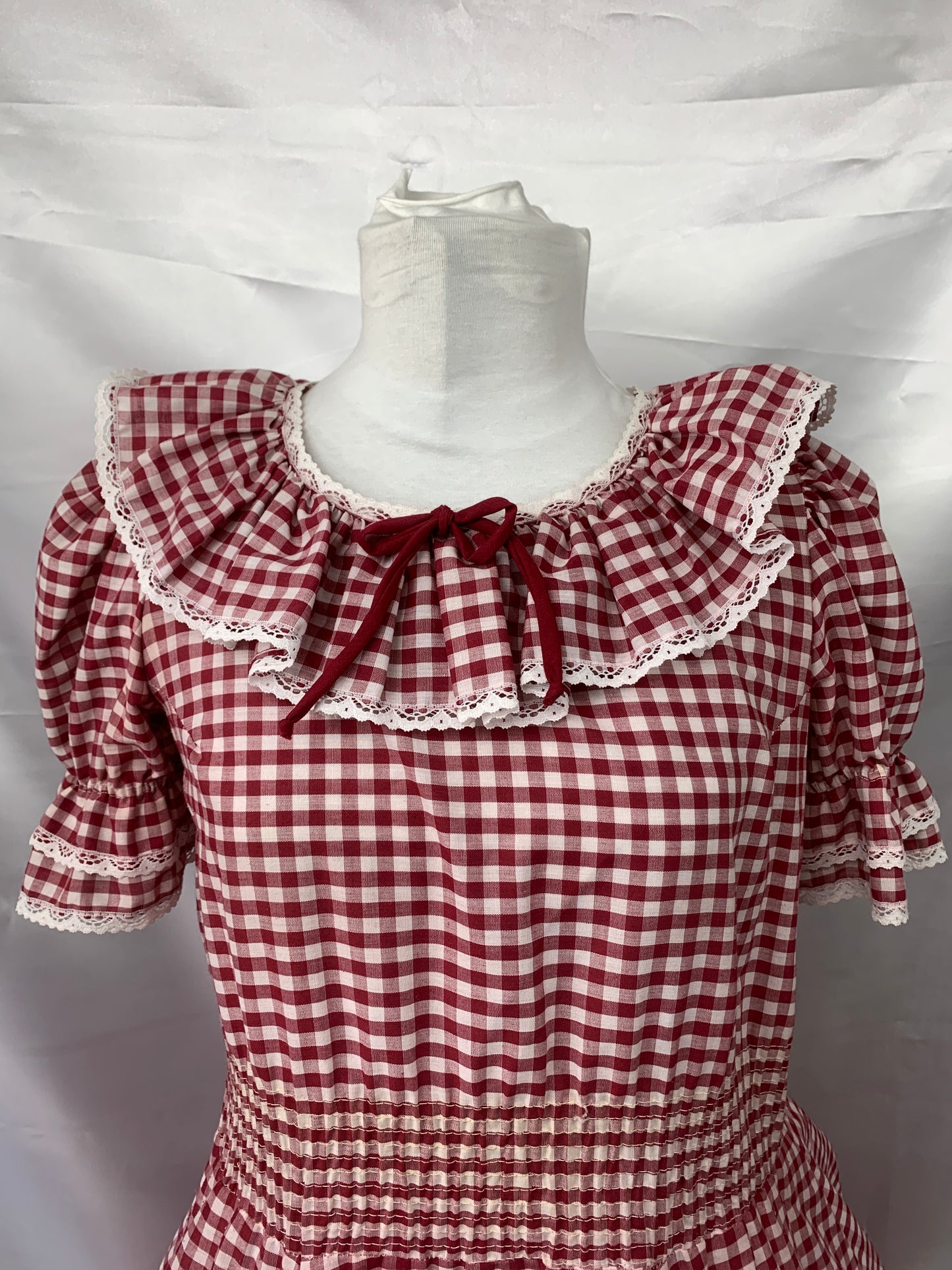 Square Dance Dress Red, White Gingham Ladies Small/Med - Preowned