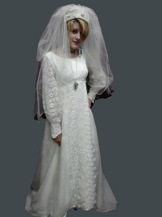 Vintage Off White Wedding Dress & Veil Long Sleeve Size 10 -12