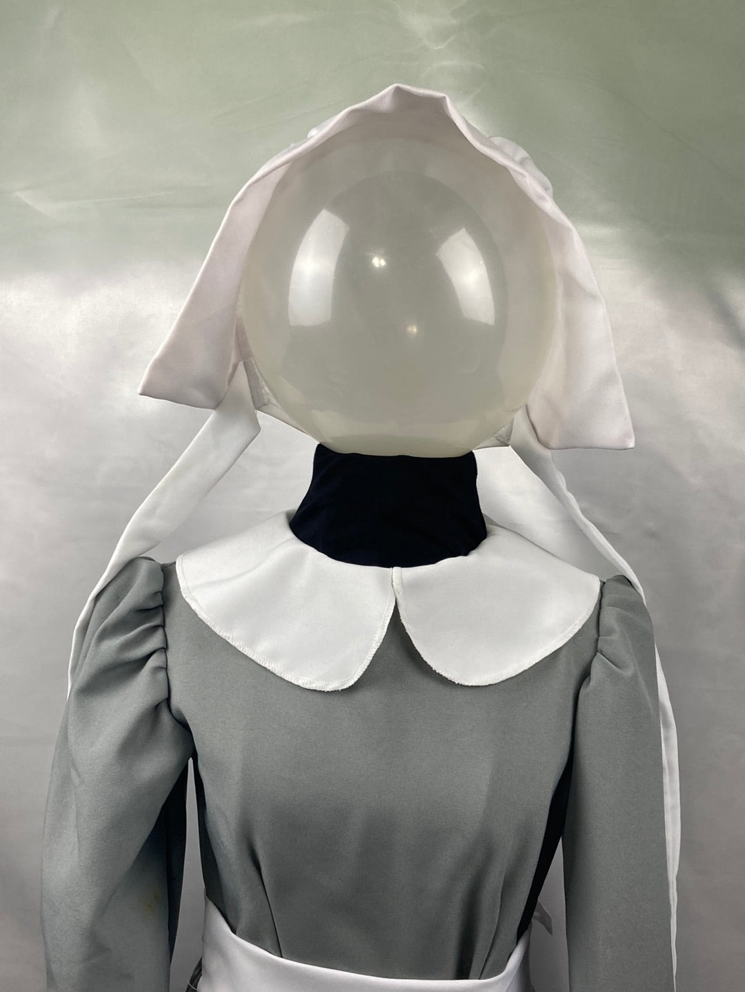 Pilgrim Girl Gray Costume w/ Bonnet - Medium 8 - 10