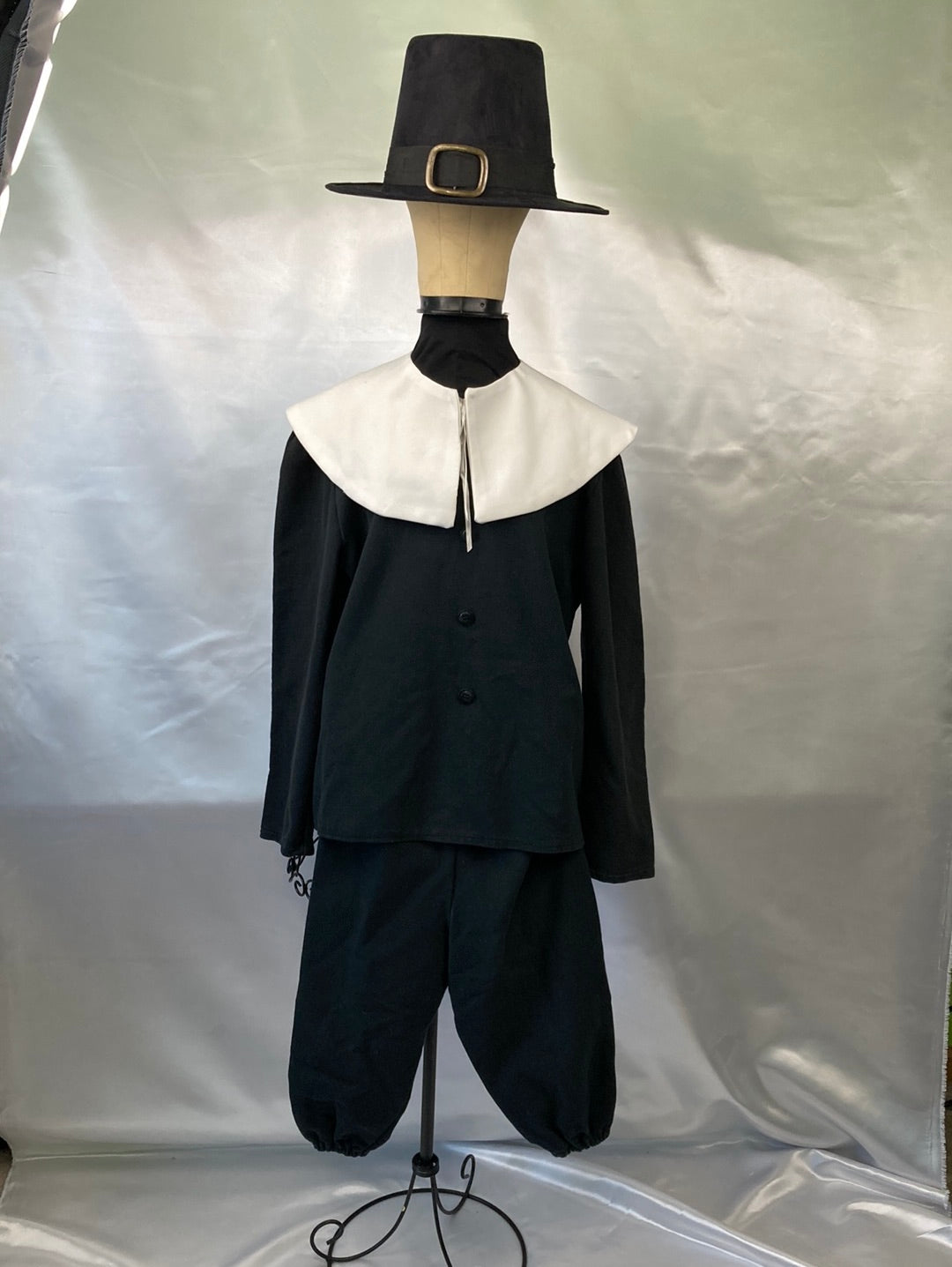 Pilgrim Boy Costume  Child Large - Preowned
